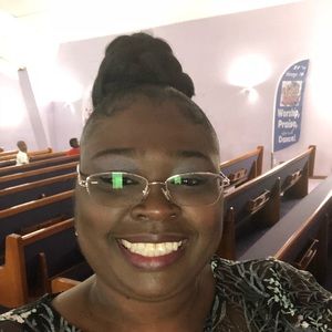 Meet your Posher, Catina